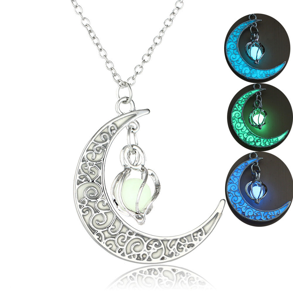 Collier lune lumineux