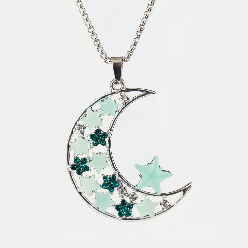 Collier Pendant Lune Crescent Lumineuse